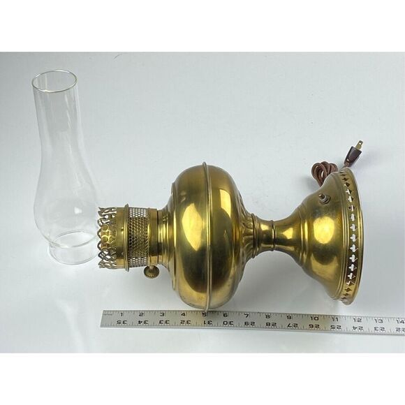 Antique B&H BRADLEY & HUBBARD Brass Oil Lamp Converted Electric w/ Glass Chimney - Picture 11 of 11